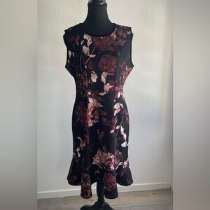 🌸 Ivanka Trump Dress